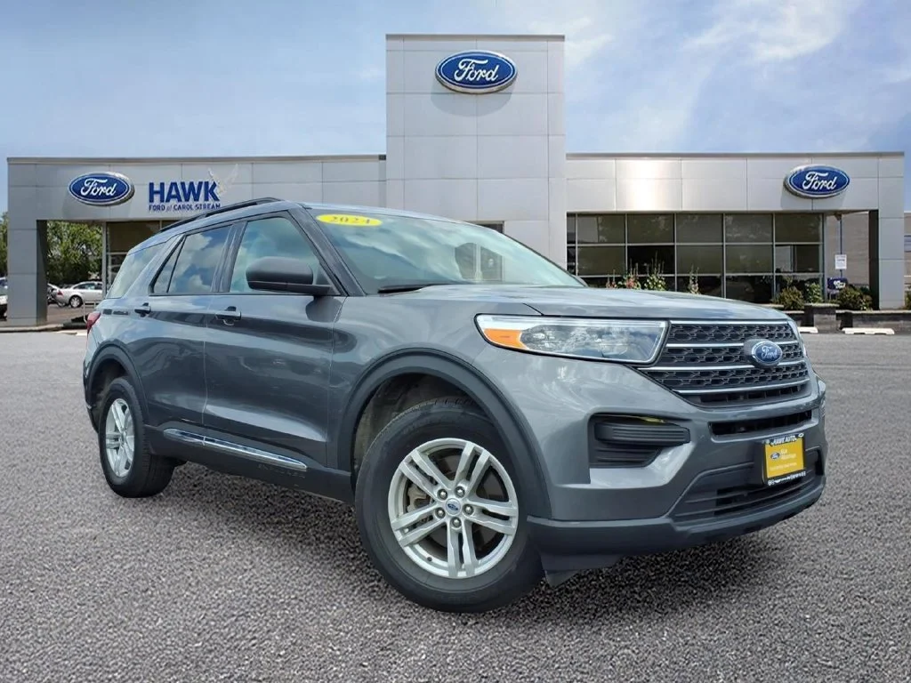 Used 2024 Gray Ford XLT image 1