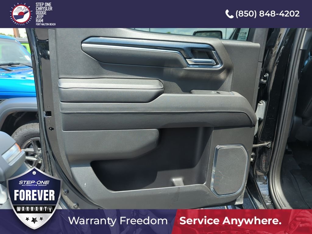 Used 2023 Black GMC Elevation image 26