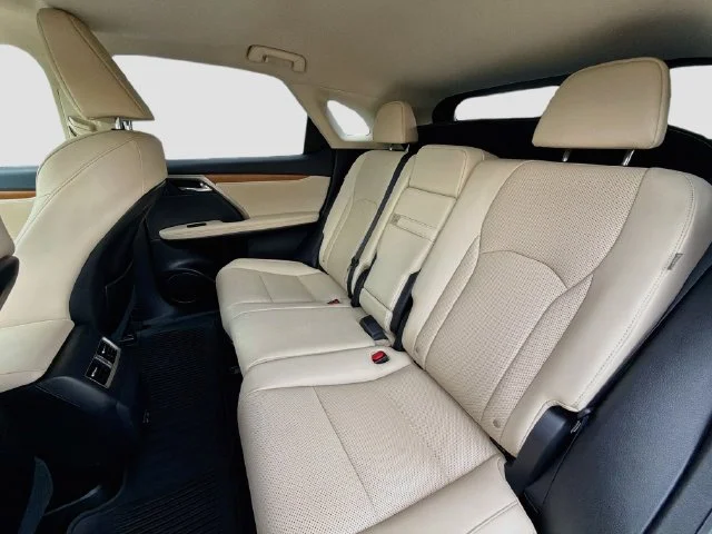 Used 2022  Lexus 350 image 20