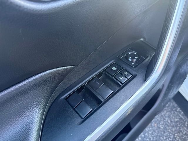 Used 2025 Ice Toyota LE image 15