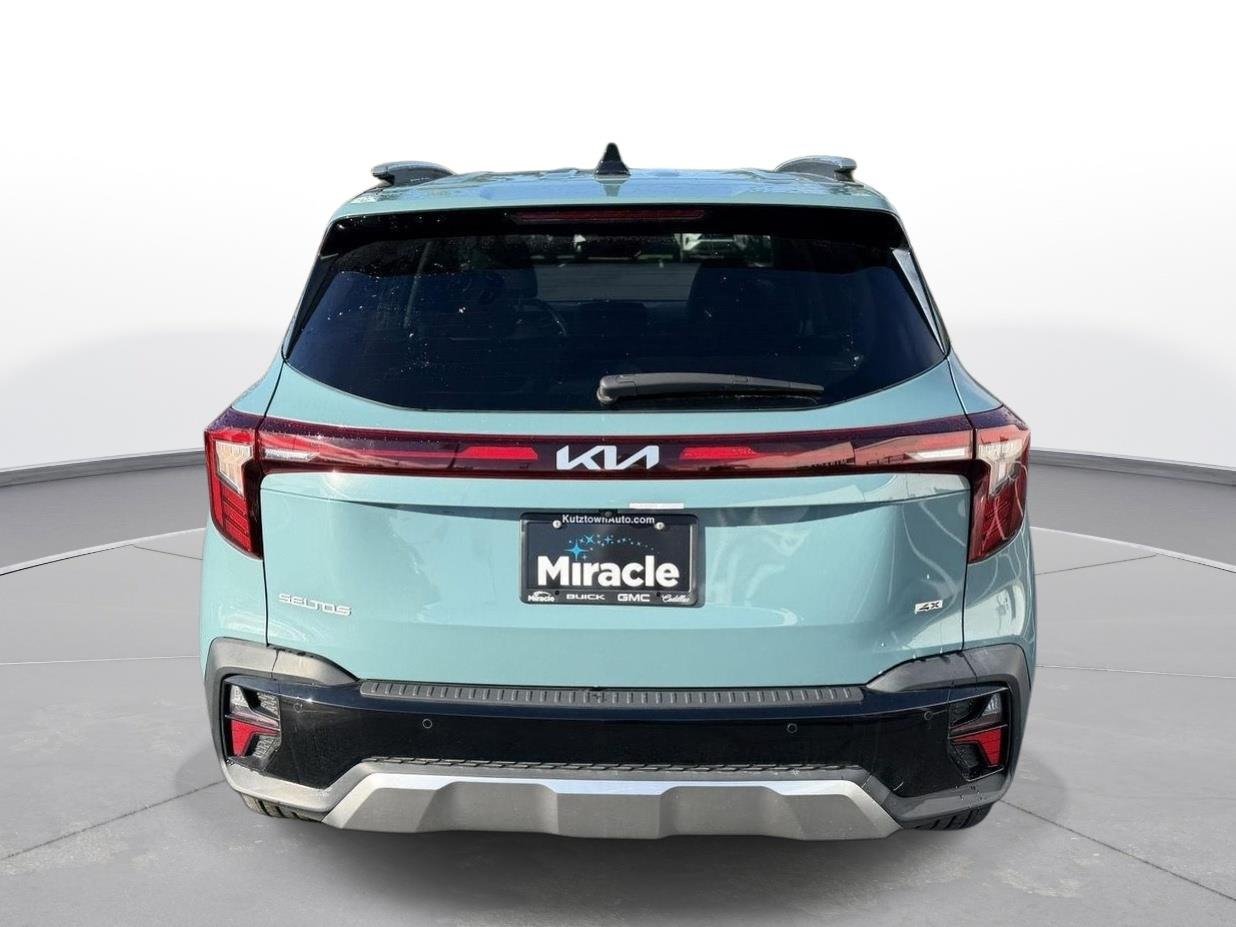 Used 2025 Pluton Blue Kia SX image 6