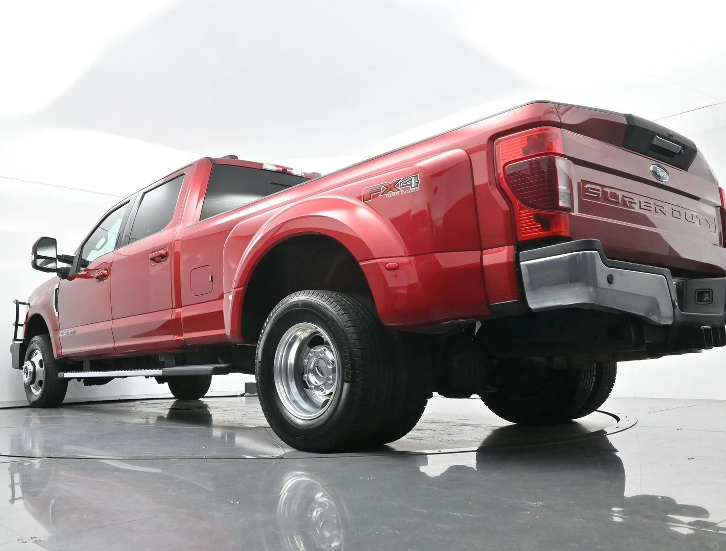 Used 2021 Rapid Red Metallic Tinted Clearcoat Ford LARIAT image 50