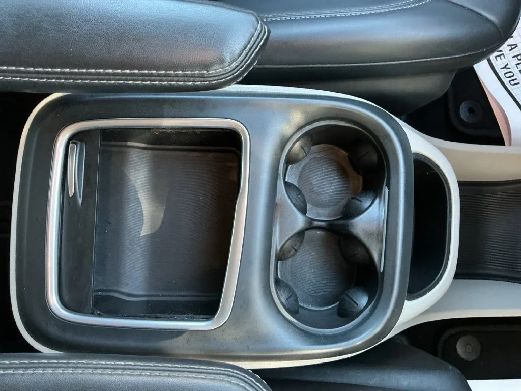 Used 2023 Black Chrysler Touring L image 34