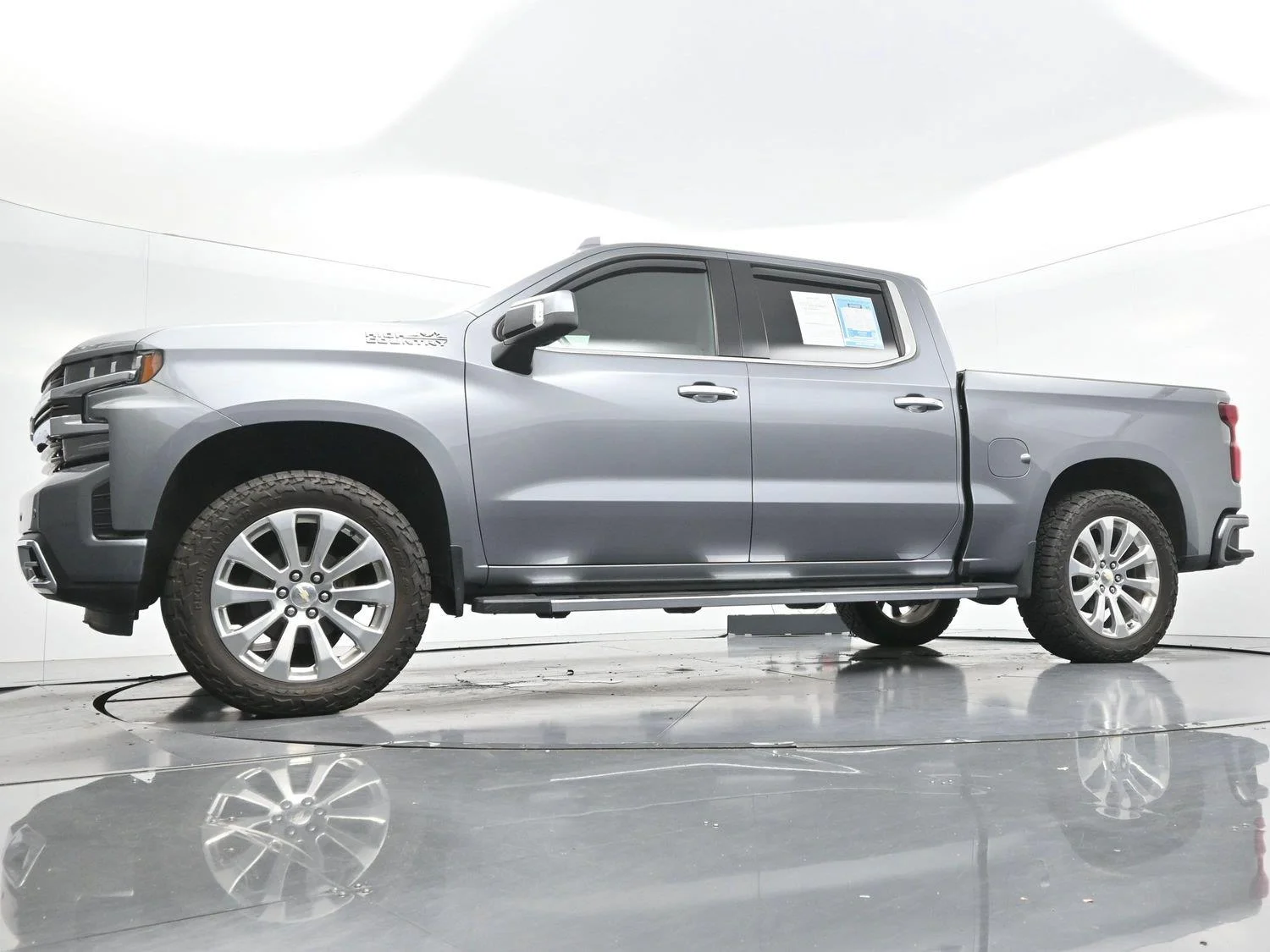 Used 2019 Satin Steel Metallic Chevrolet High Country image 52