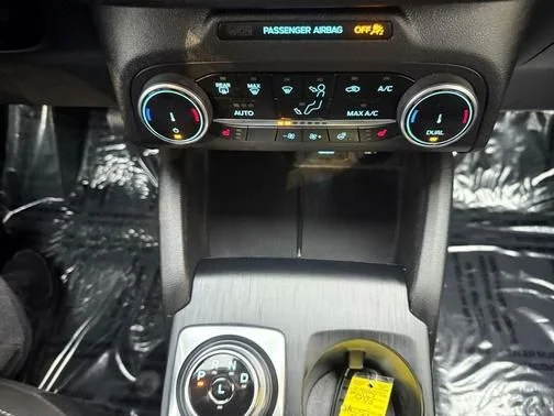 Used 2023 Silver Ford Active image 17