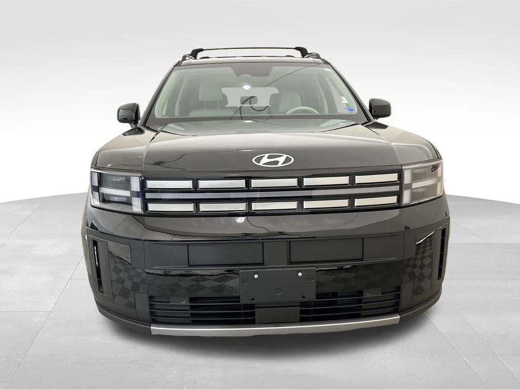 Used 2026 Black Hyundai SEL image 8