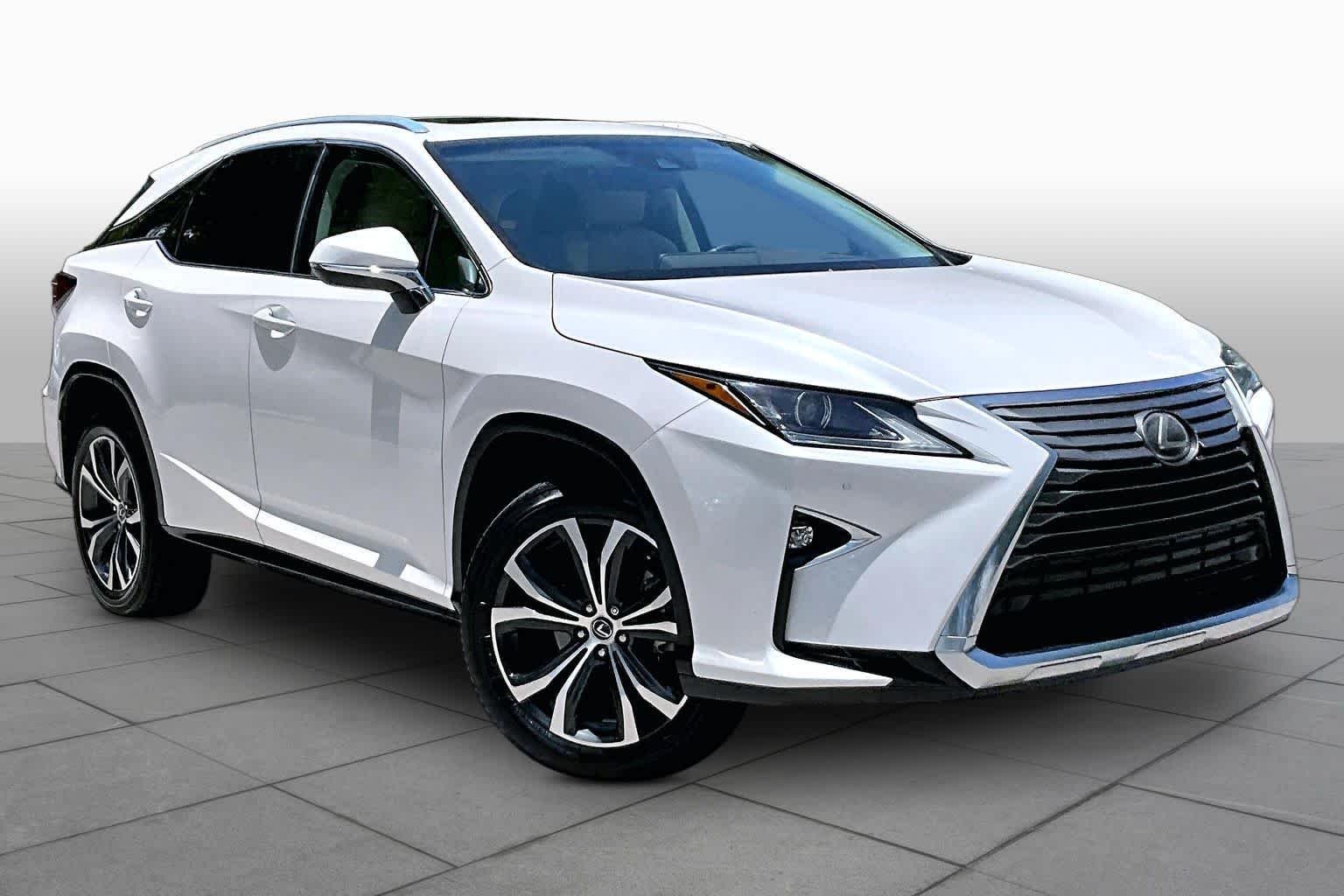 Used 2018 Eminent White Pearl Lexus  image 3