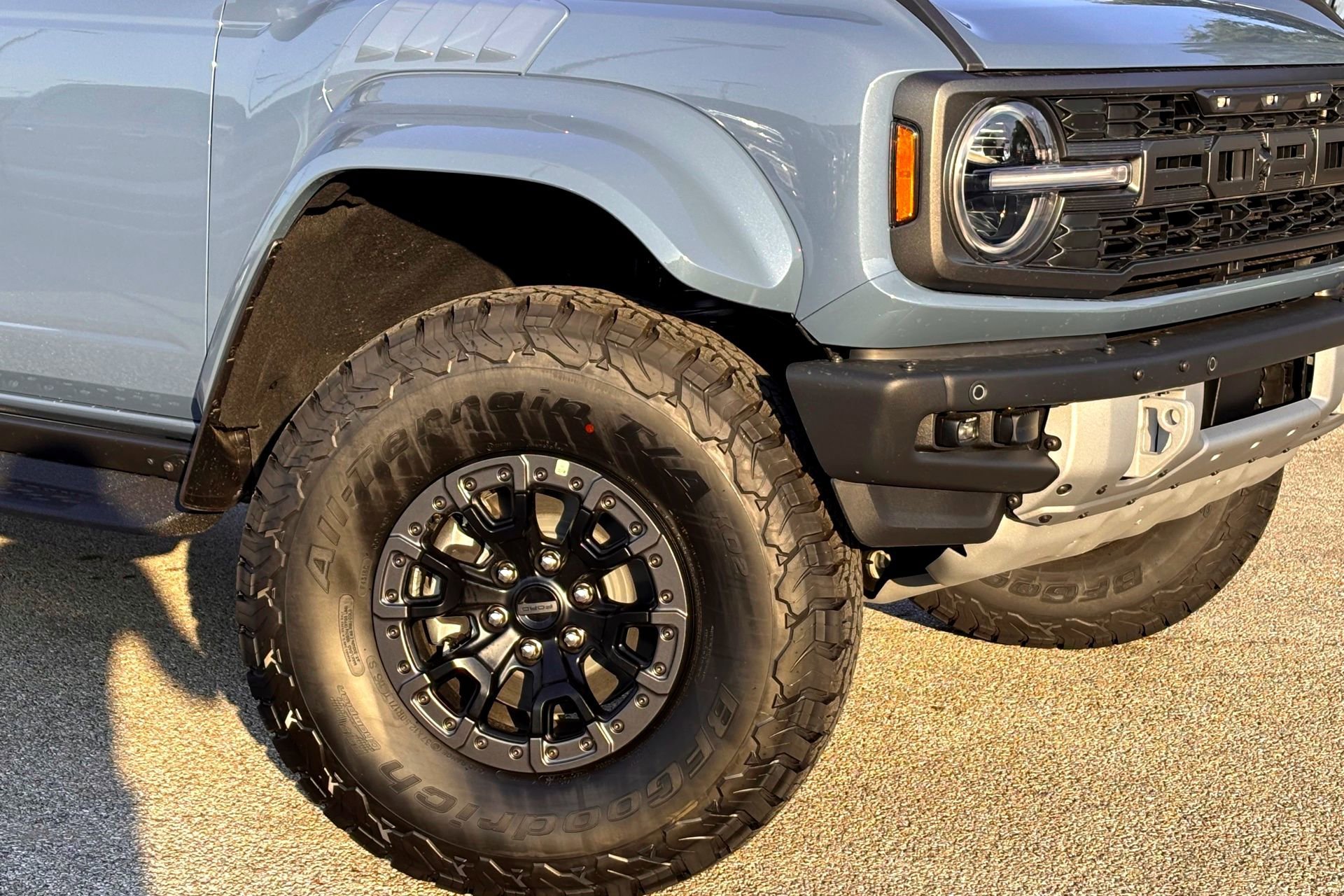 New 2025 Azure Gray Metallic Tri-Coat Ford Raptor image 3