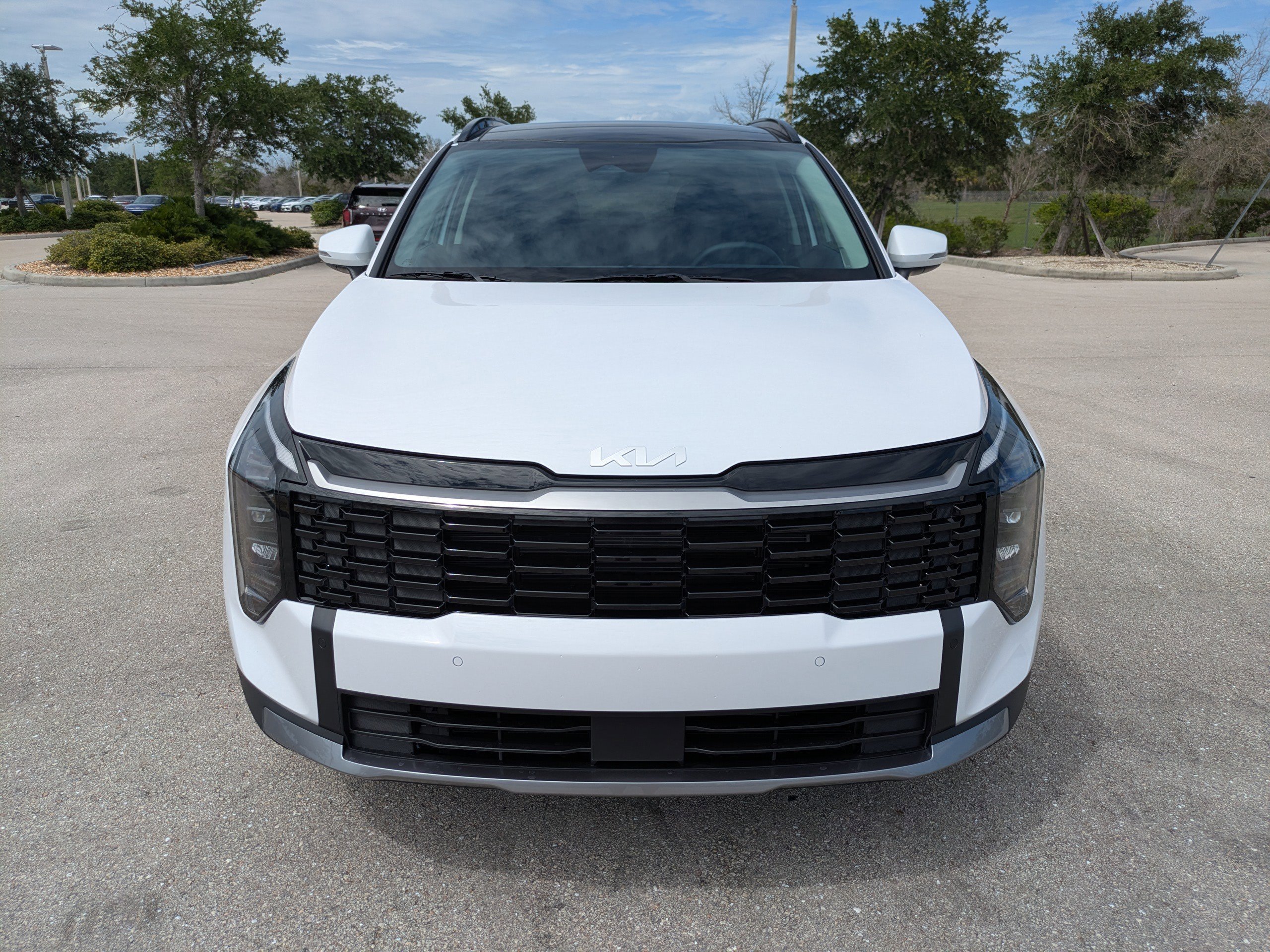 New 2026 Glacial White Pearl Kia EX image 9