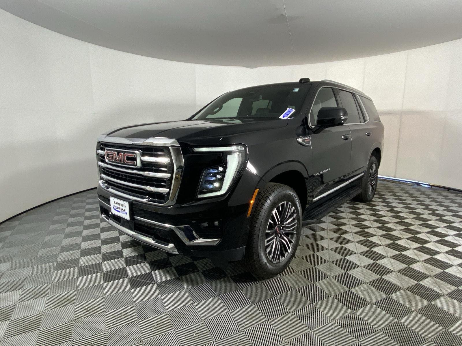 Used 2025 Onyx Black GMC Elevation image 13