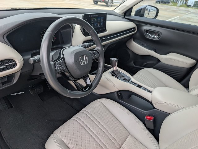 Used 2024 Gray Honda EX-L image 8
