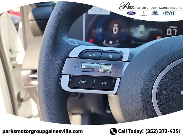 New 2025 White Hyundai SEL image 23