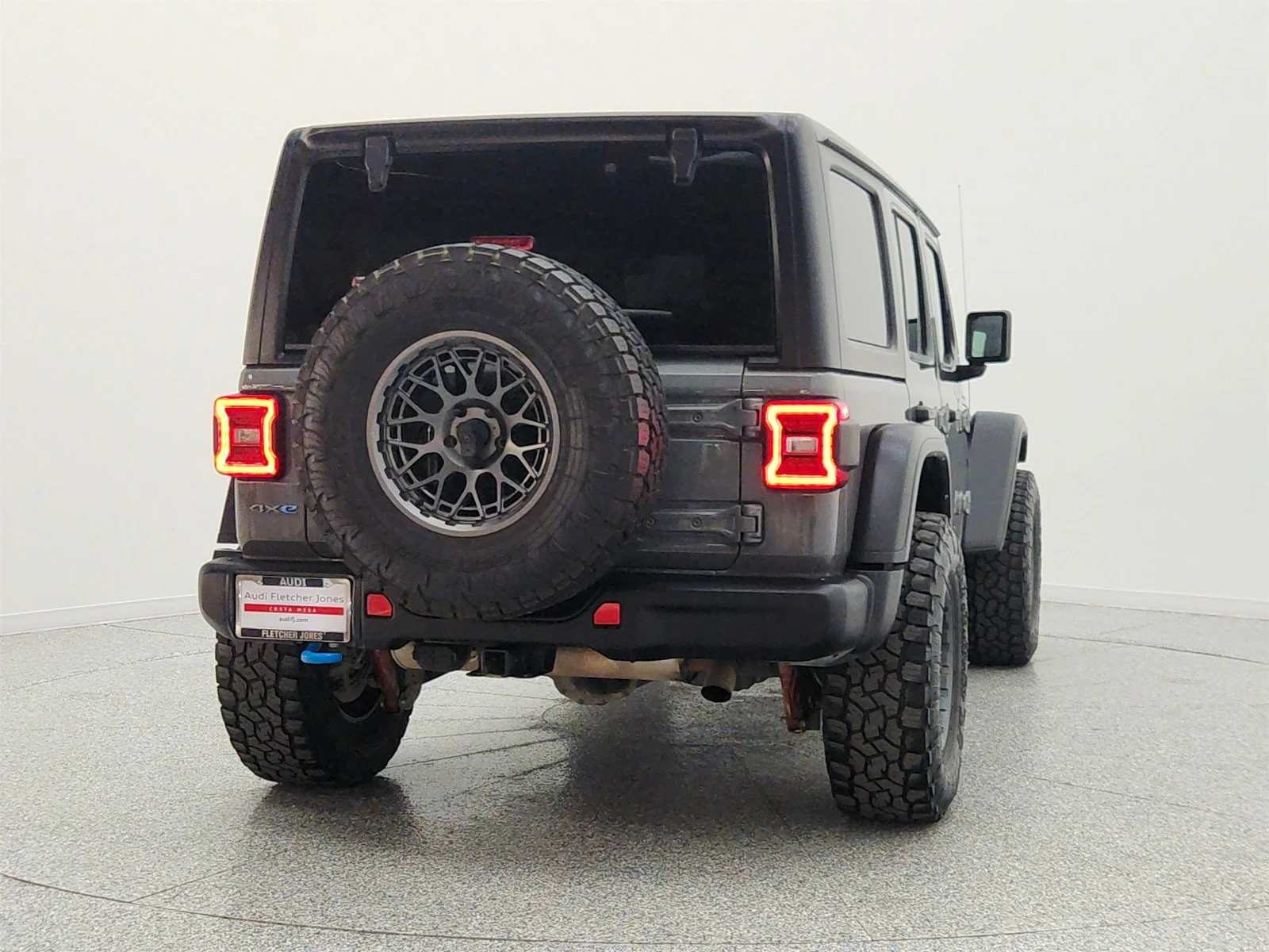 Used 2023 Sting-Gray Clearcoat Jeep Rubicon 4x4 image 6