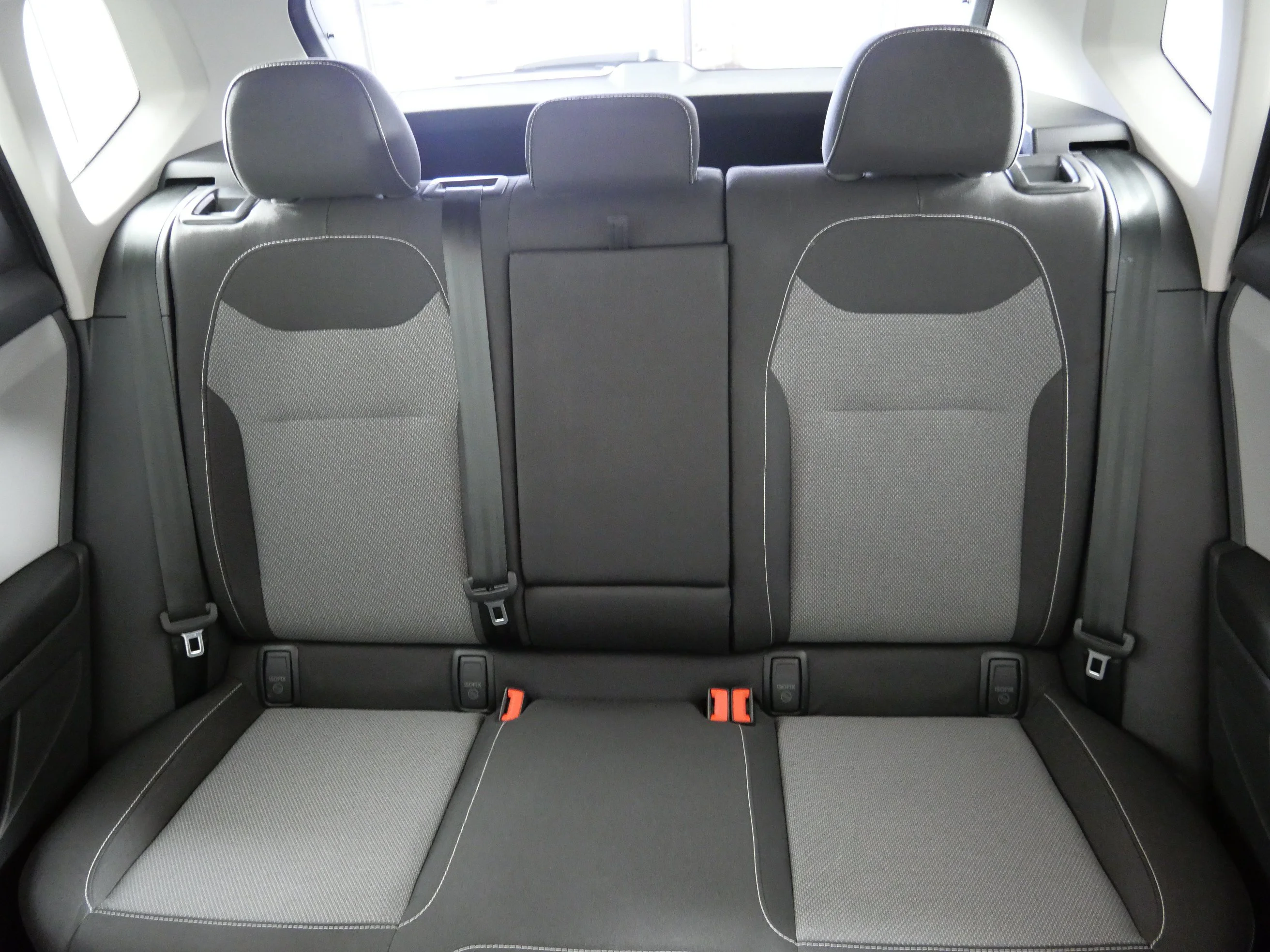 Certified Used 2023 Silver Volkswagen S image 13