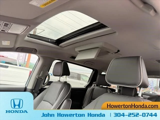 Used 2024 Gray Honda Elite image 16