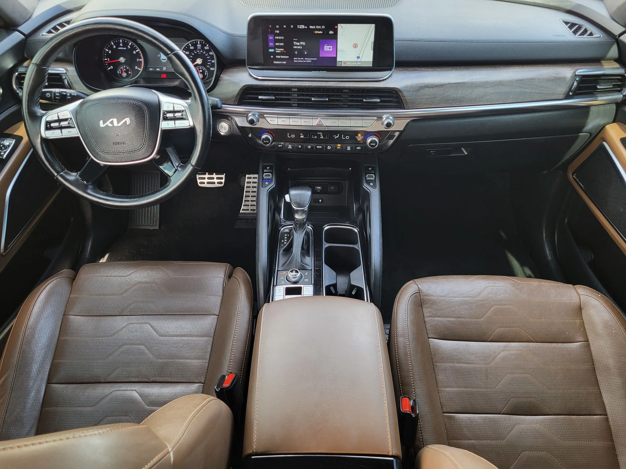 Used 2022 Dark Moss Kia SX image 21