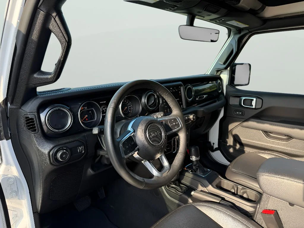 Used 2023 Bright White Jeep Sahara Altitude image 11