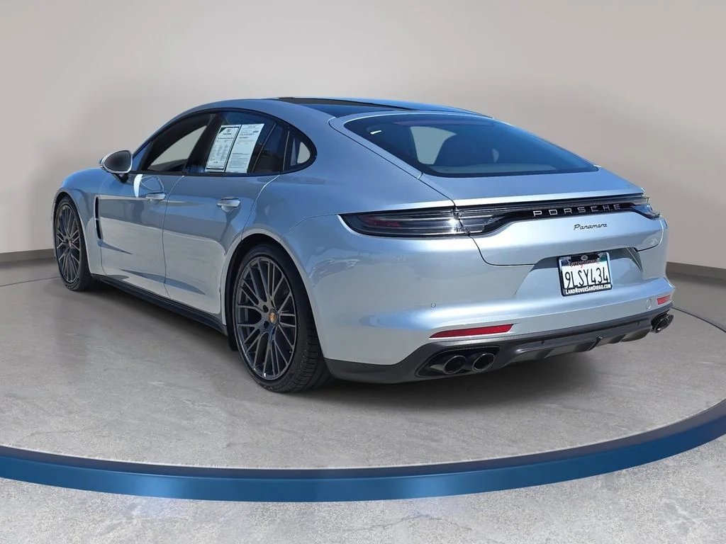 Used 2023  Porsche Platinum Edition image 8