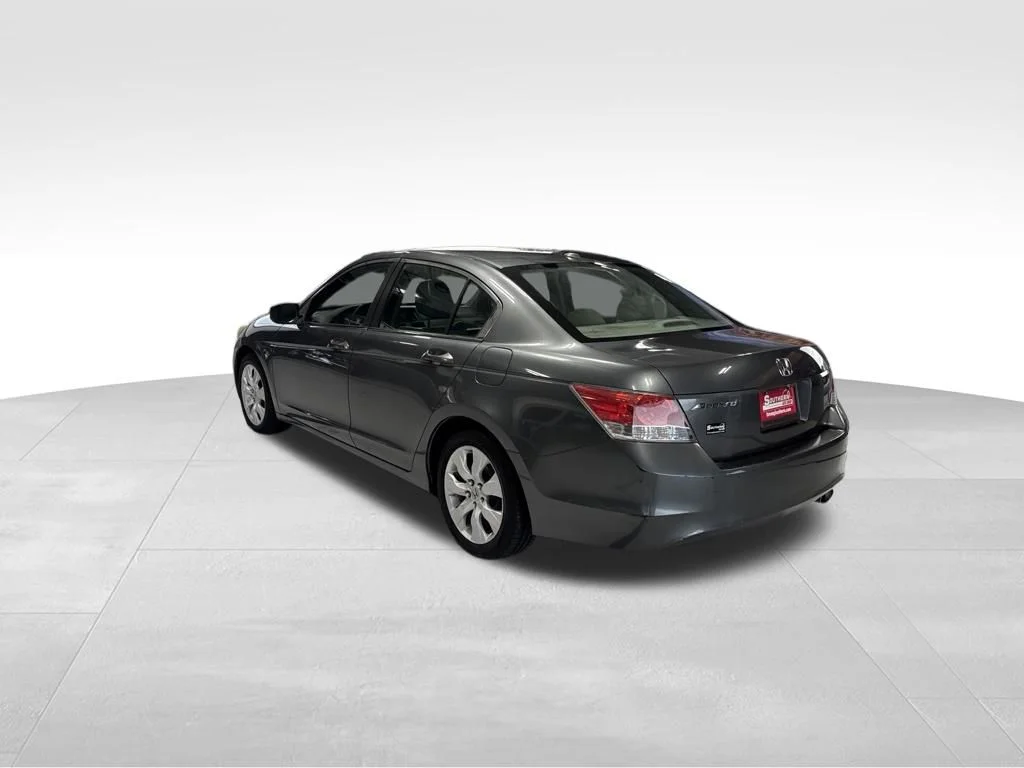 Used 2010 Gray Honda EX-L image 3