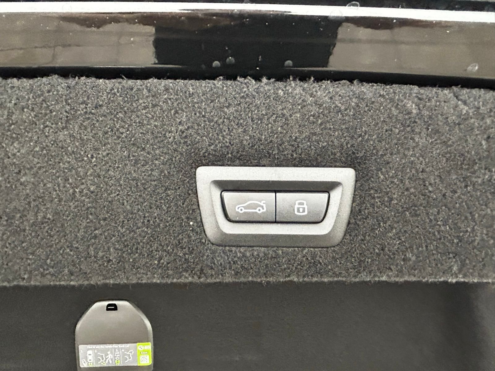 New 2026 Black Sapphire Metallic BMW xDrive60 image 70