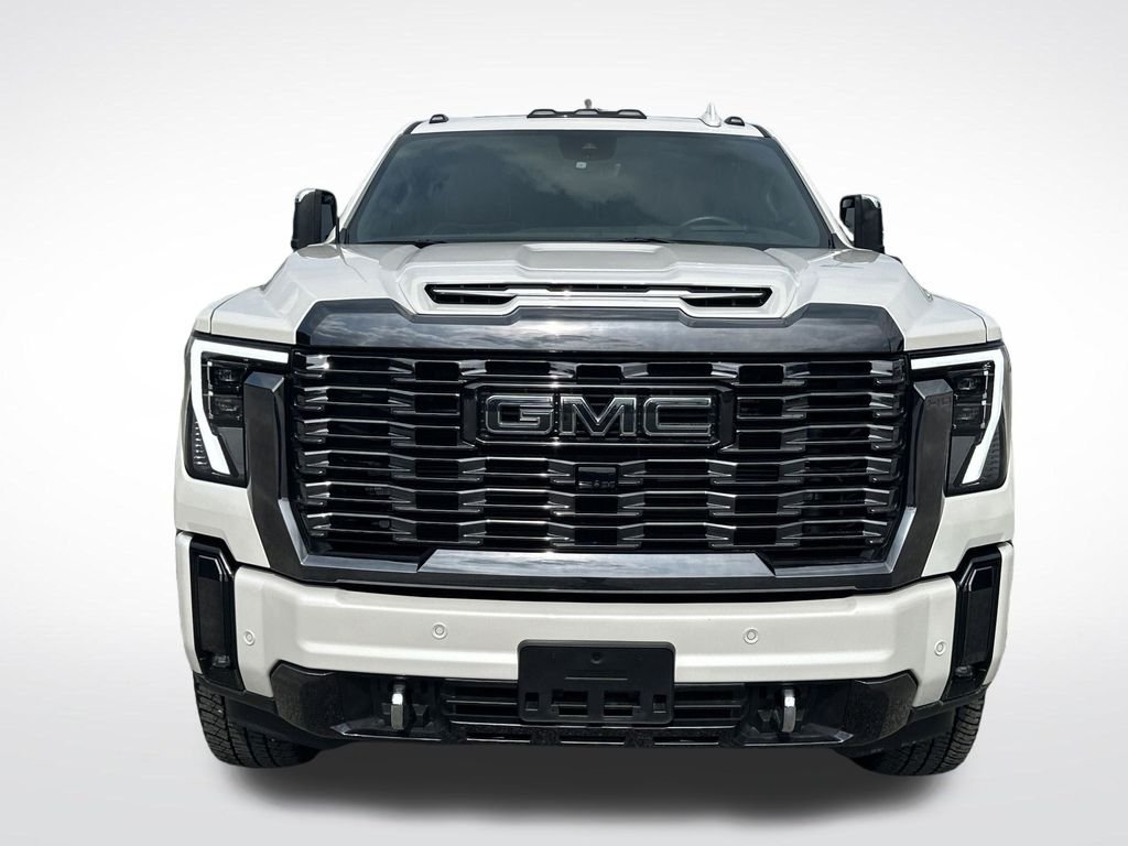 Used 2024 White GMC Denali Ultimate image 10