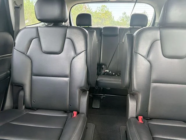 Used 2025 Silver Kia S image 25