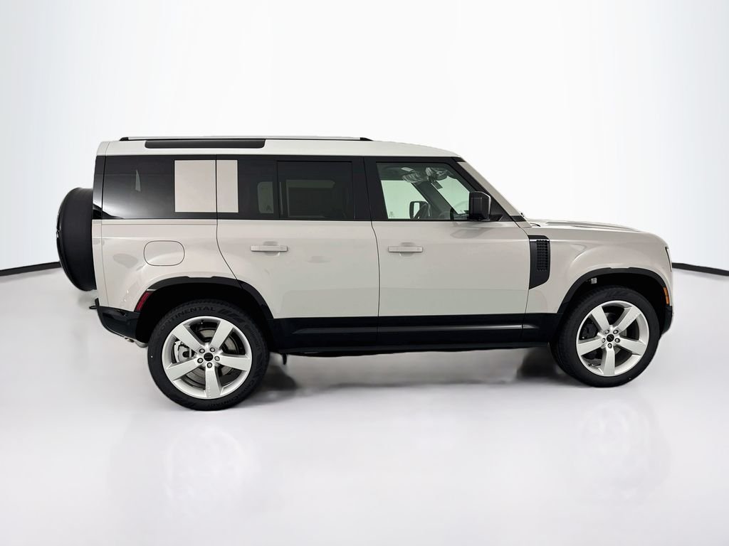 New 2026 Borasco Grey Land Rover X-Dynamic SE image 4
