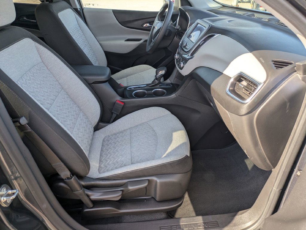 Used 2023 Gray Chevrolet LT image 27
