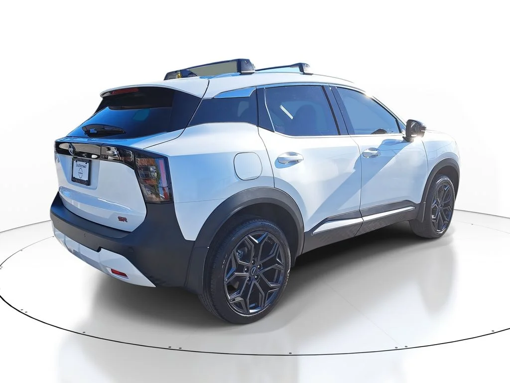 New 2026 White Nissan SR image 7