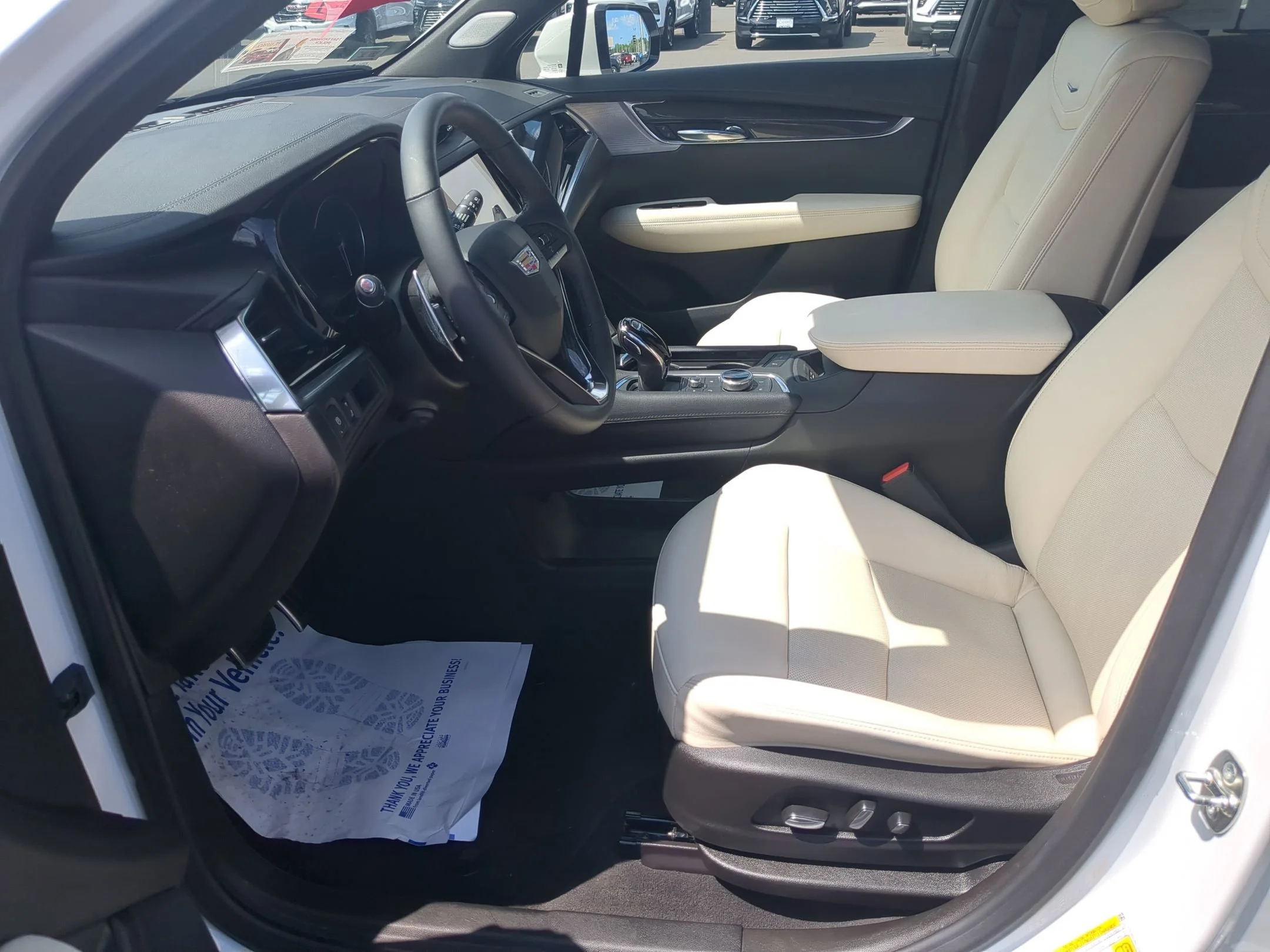 Used 2024 Crystal White Tricoat Cadillac AWD Sport image 18
