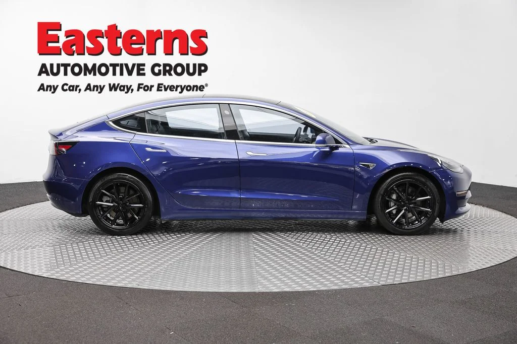 Used 2020 Blue Tesla Long Range image 4