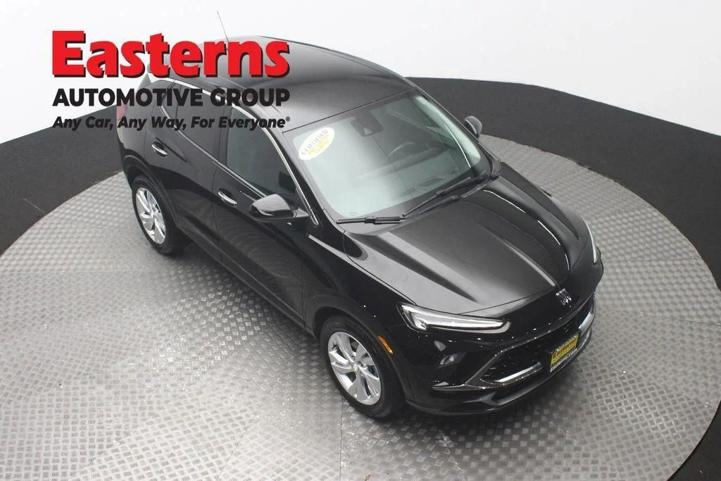 Used 2024 Black Buick Preferred image 3