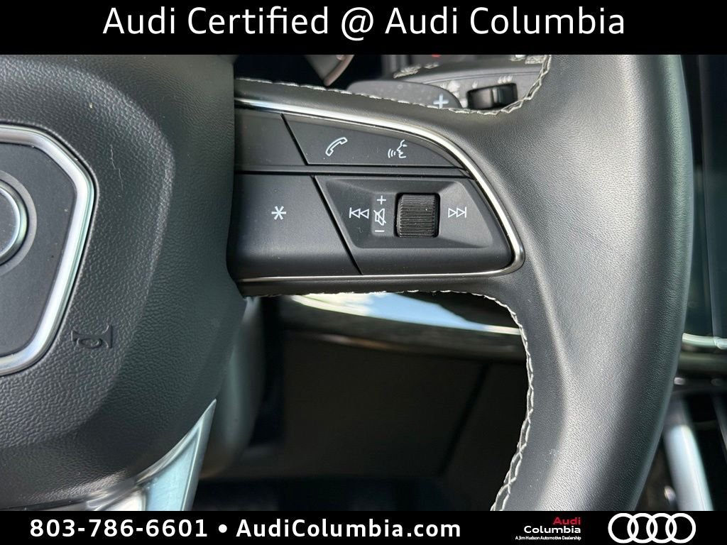 Used 2025  Audi 55 Premium Plus image 30