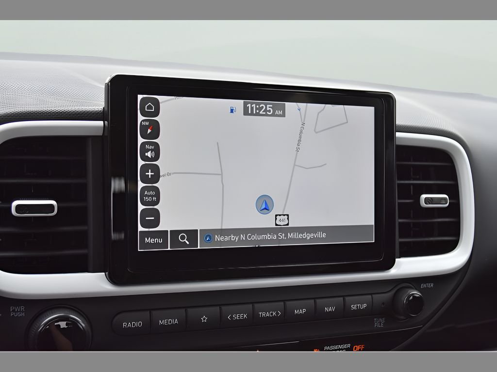 2025 Hyundai Venue Limited - Photo 25
