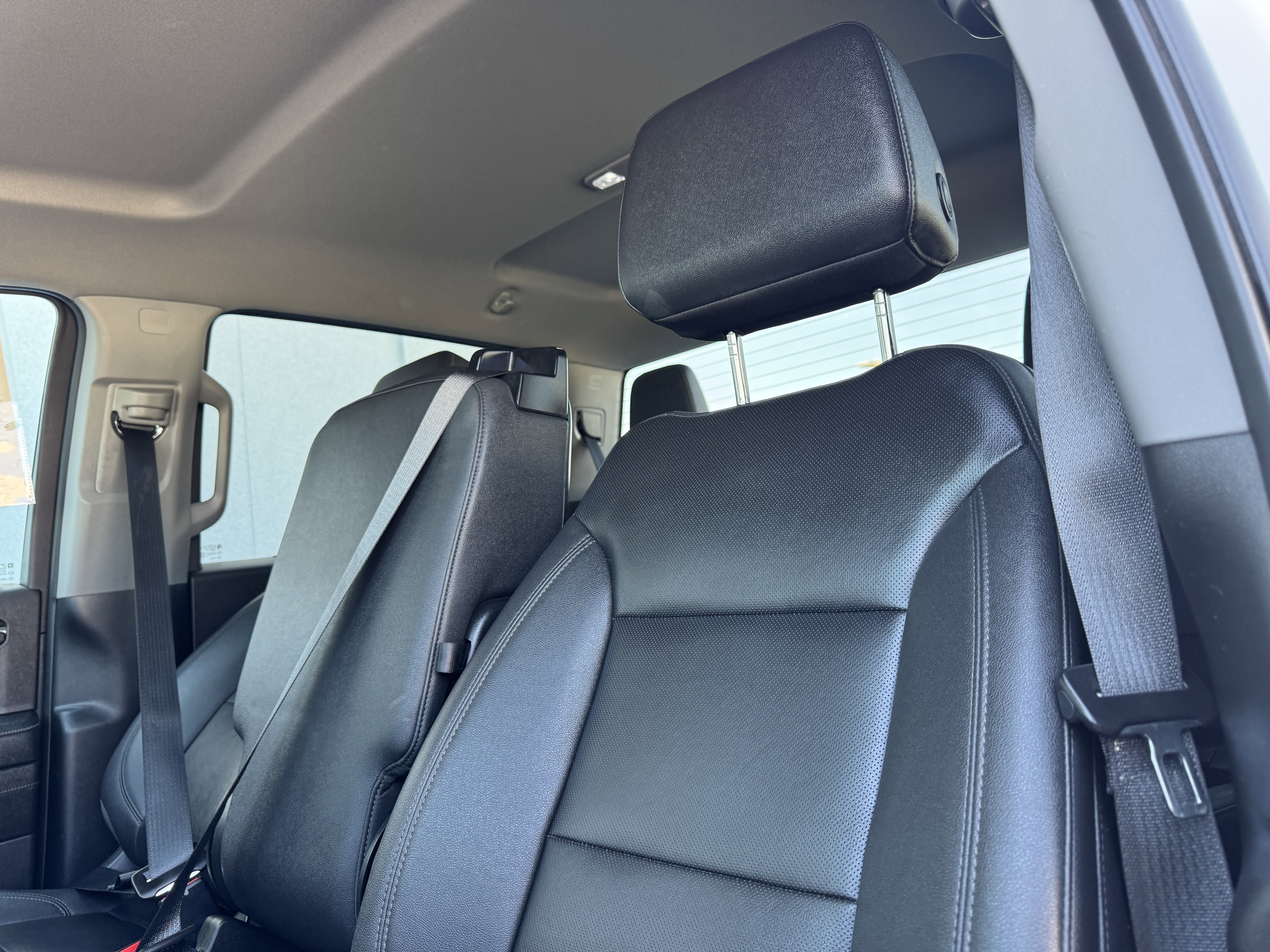 2024 GMC Sierra 1500 SLT - Photo 13