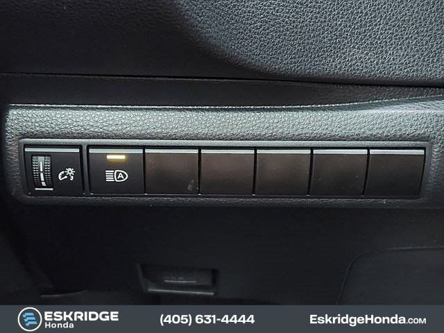 2023 Toyota Corolla LE - Photo 23