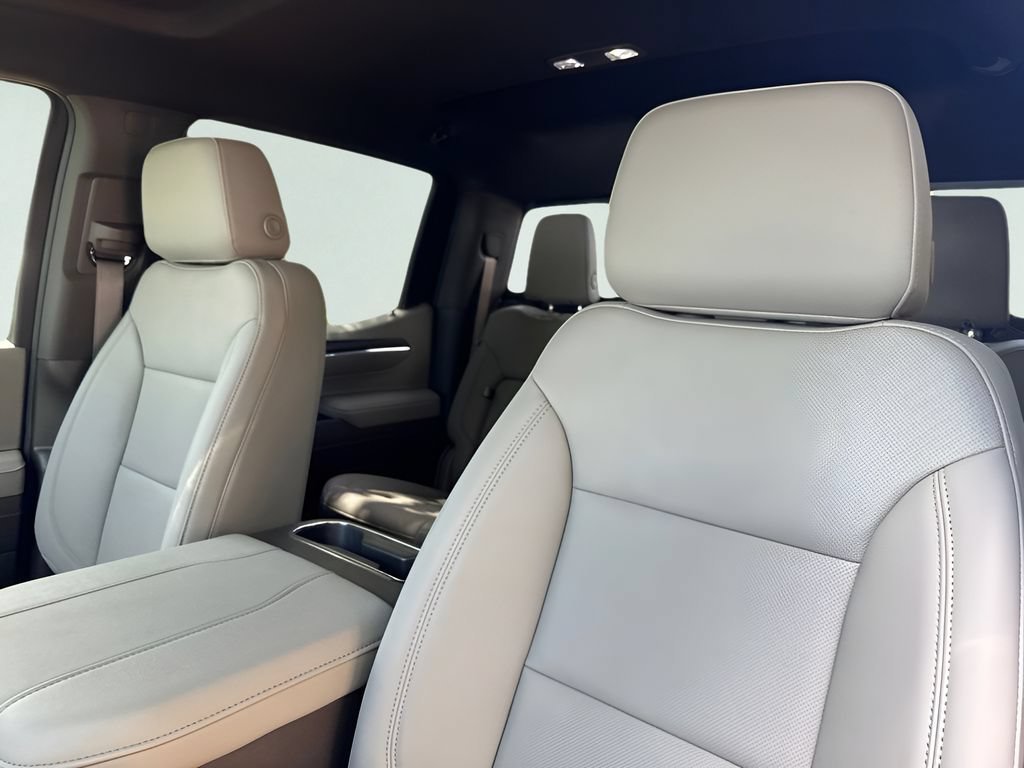 2026 GMC Sierra 1500 SLT - Photo 10