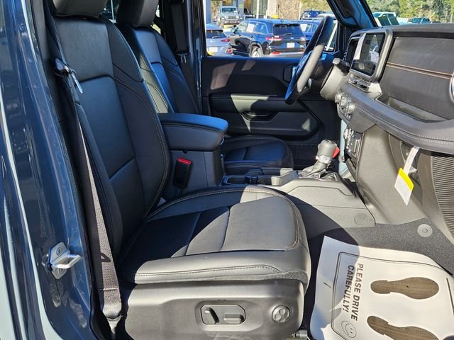 New 2026 Anvil Clear-Coat Exterior Paint Jeep Sahara image 16