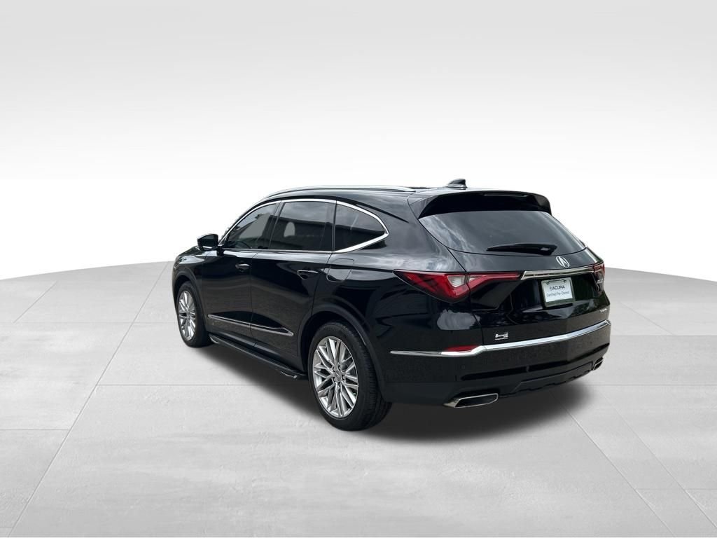 Used 2023 Black Acura Advance image 3