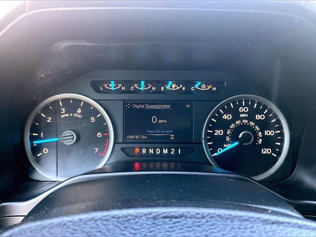 Used 2015 Blue Ford XLT image 16