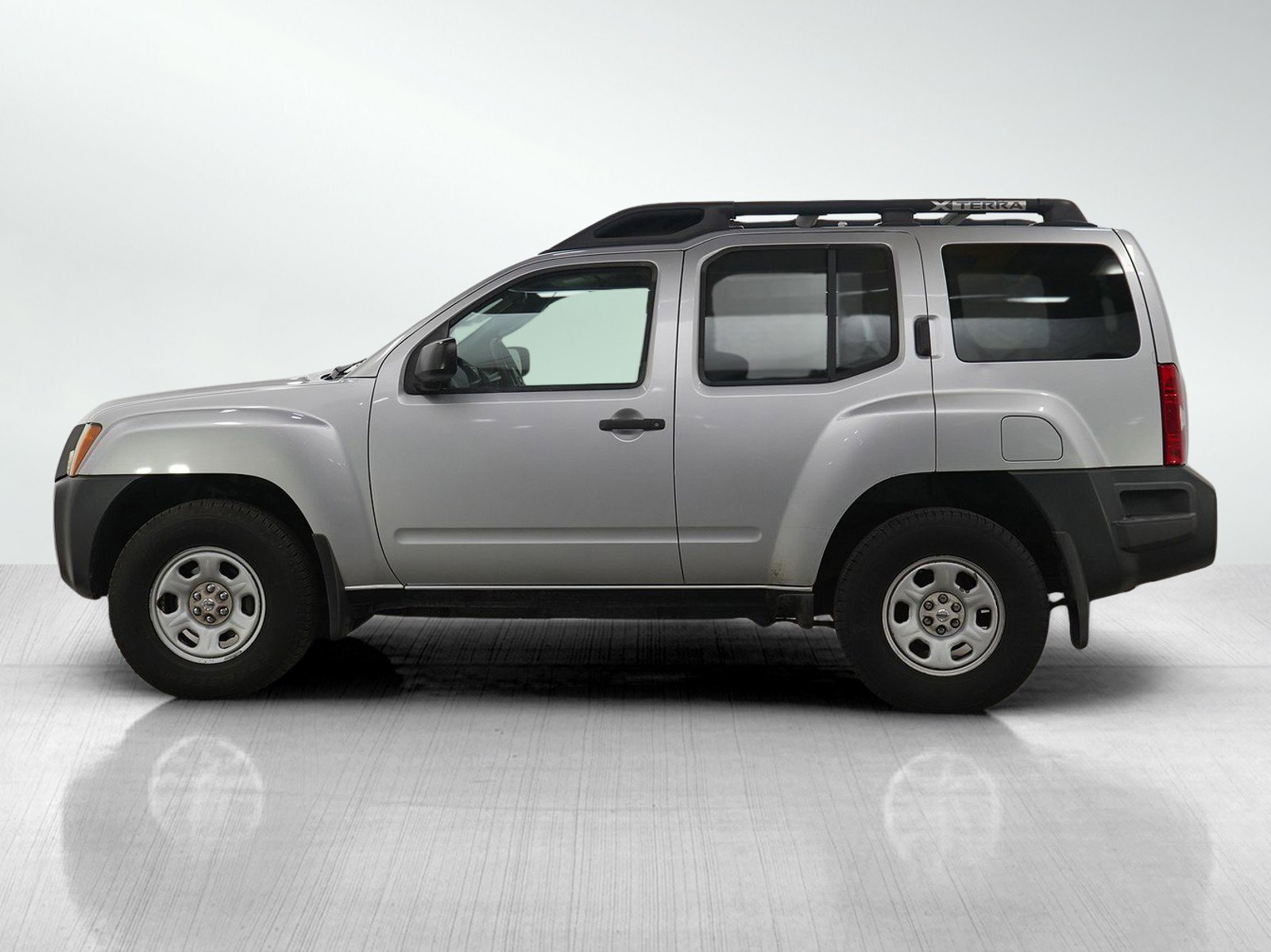 Used 2007 Nissan Xterra X with VIN 5N1AN08W97C508678 for sale in Burnsville, Minnesota