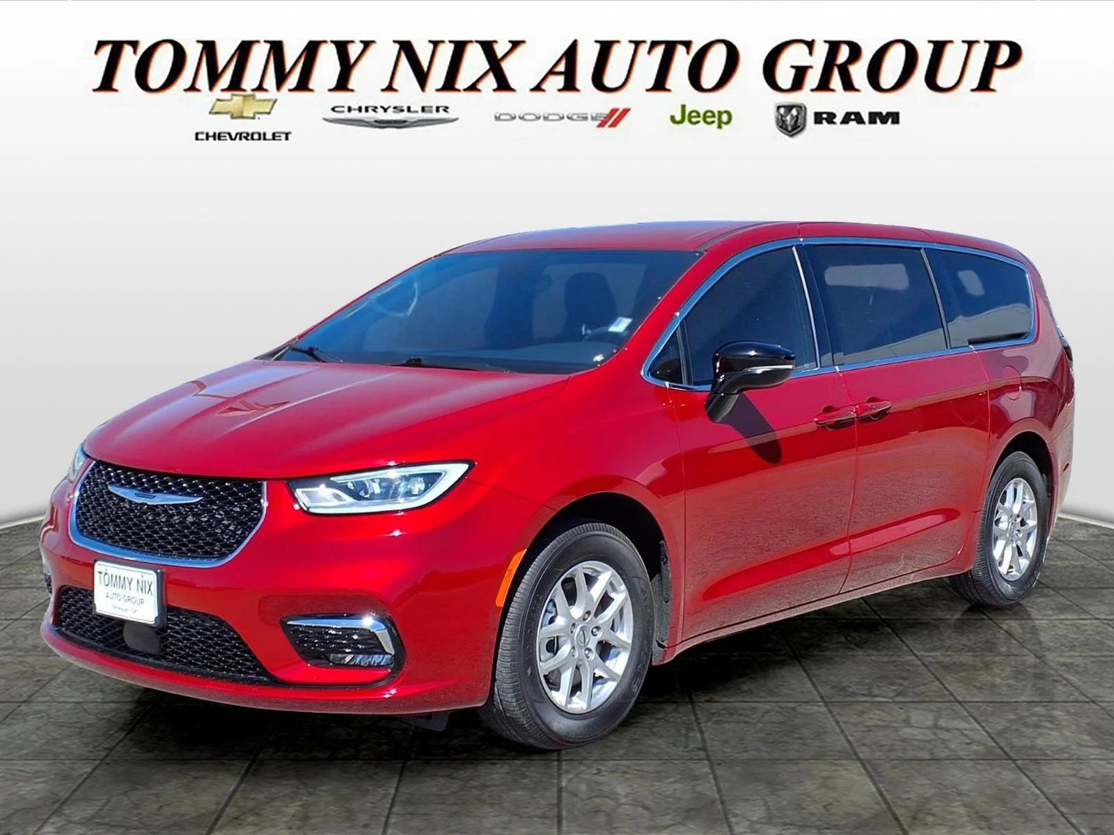 2025 Chrysler Pacifica Select's photo