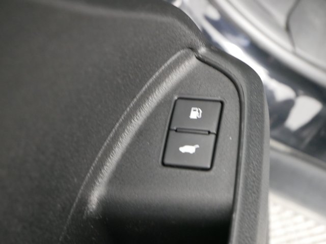 Used 2020 Crystal Black Pearl Honda Black Edition image 31