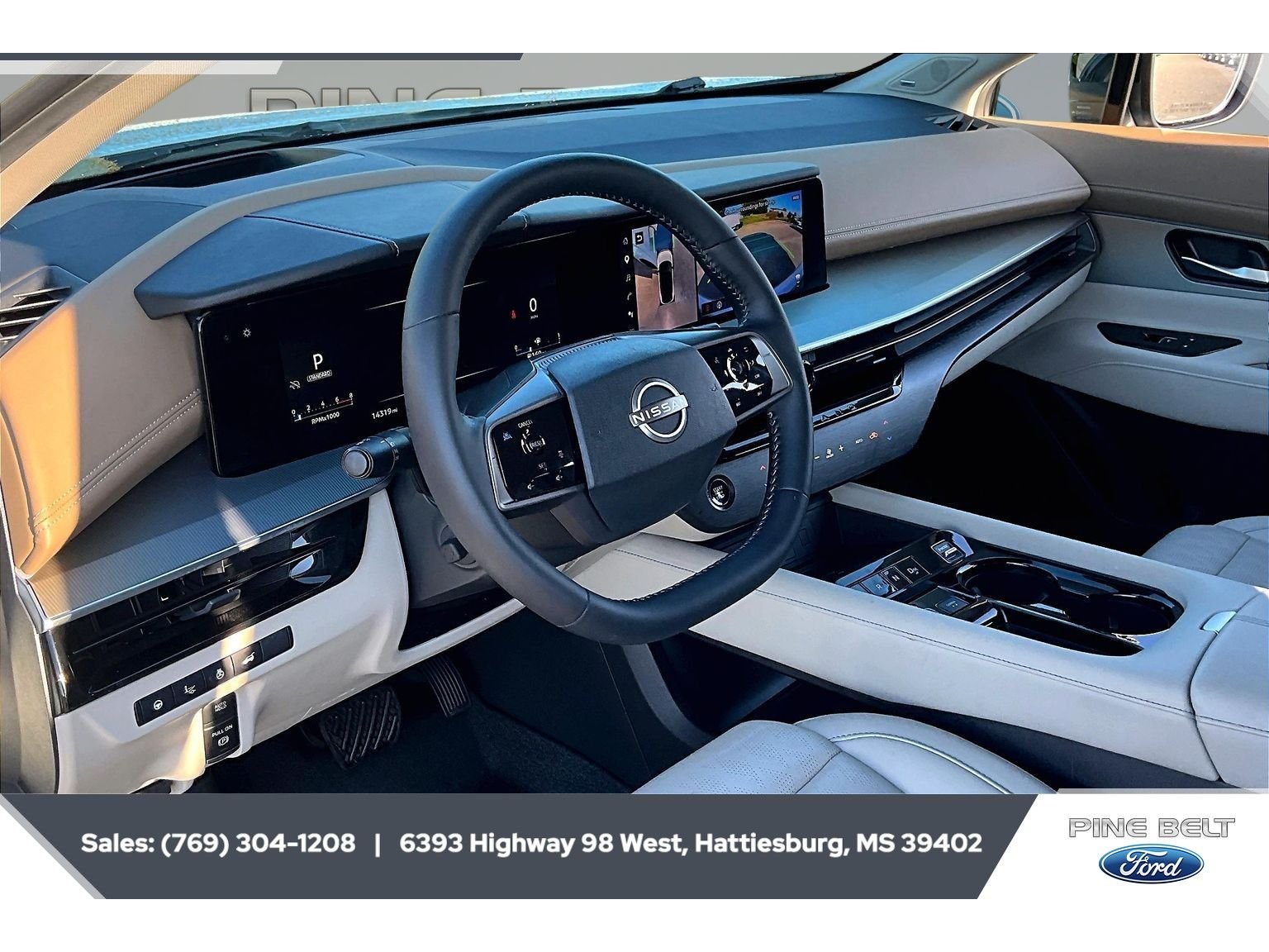 Used 2025 Everest White Pearl Tricoat Nissan Platinum image 12
