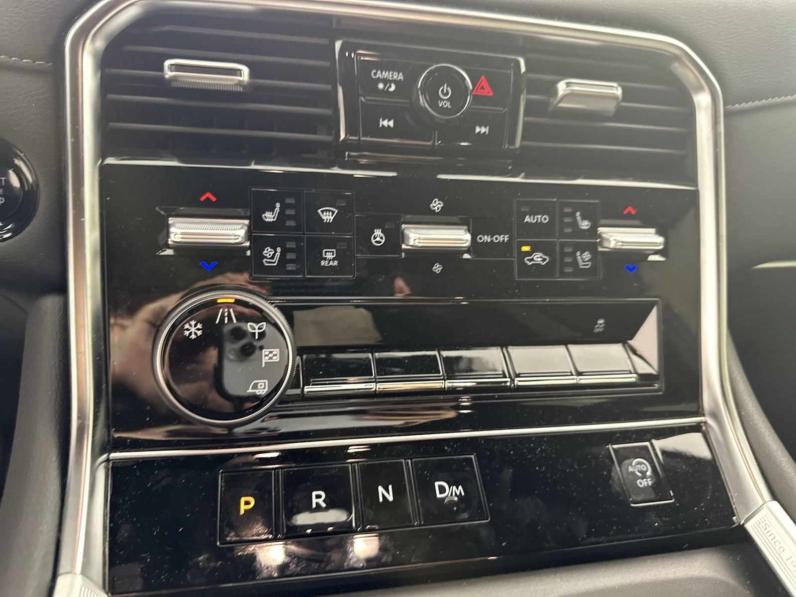 2025 Nissan Armada Platinum - Photo 19