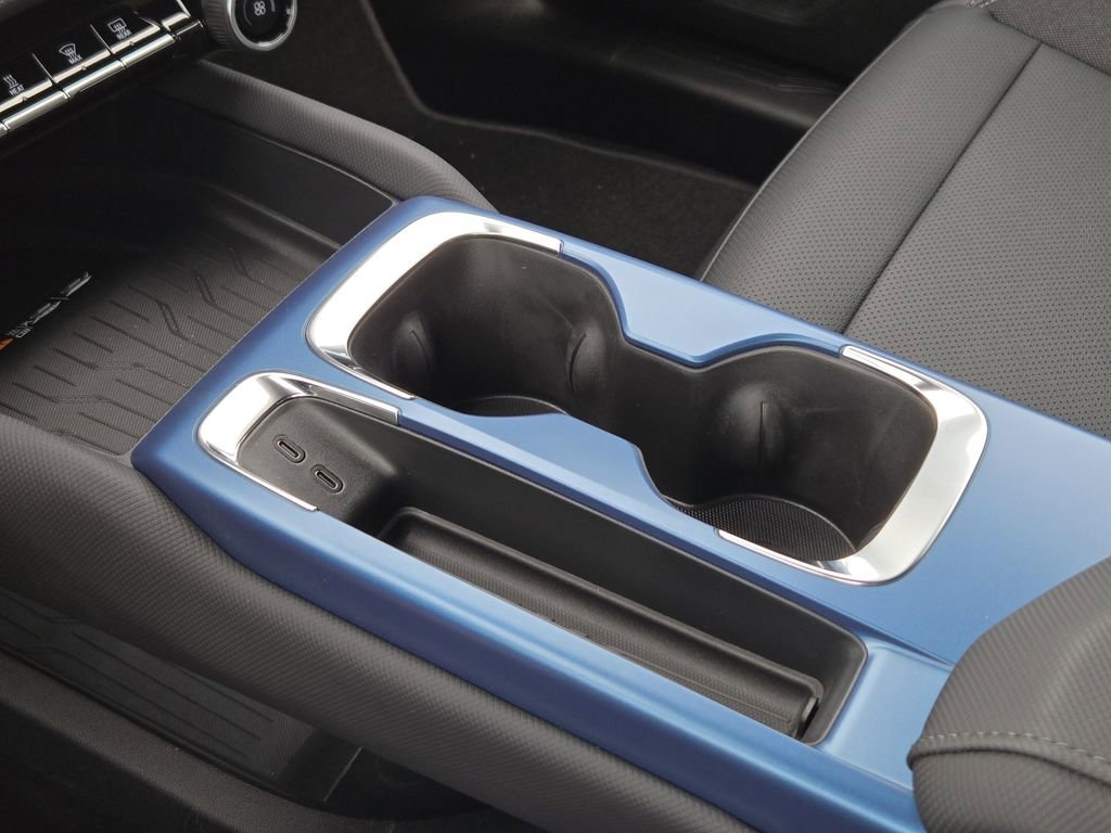 2026 Chevrolet Equinox EV 2LT - Photo 11