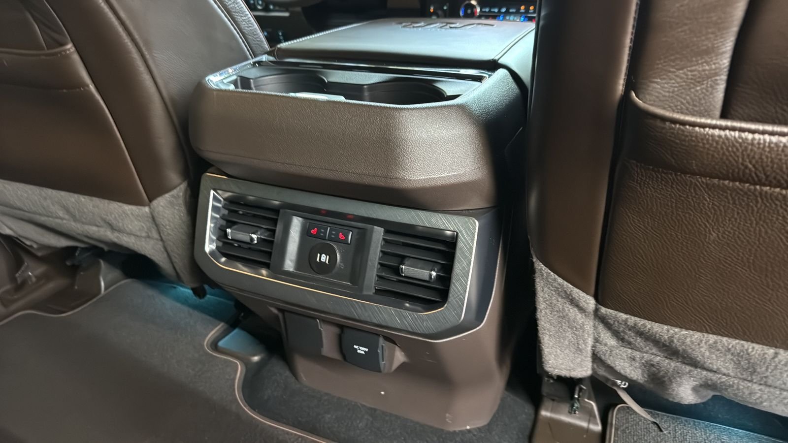 Used 2024 Red Ford King Ranch image 27