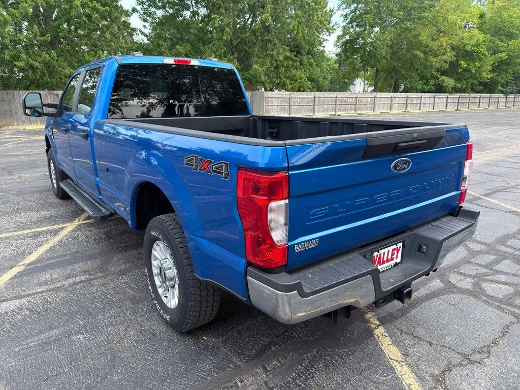 Used 2021 Blue Ford XL image 11
