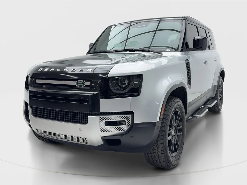 Used 2024 Silver Land Rover S image 4