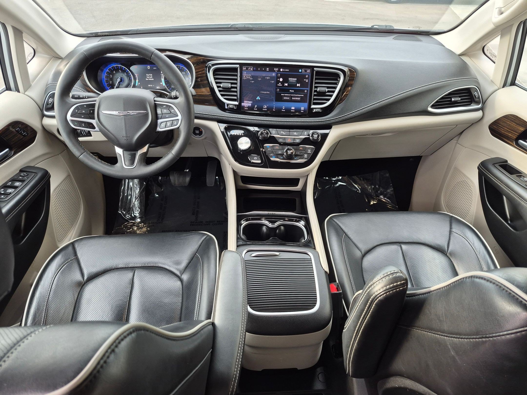 2024 Chrysler Pacifica Limited - Photo 30